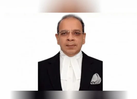 ﻿অক্সফোর্ডের অনারারি ফেলো হলেন প্রধান বিচারপতি