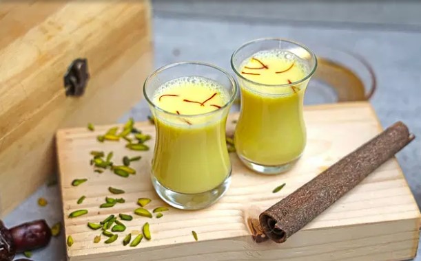 হলুদ খেলে কি সৌন্দর্য বাড়ে