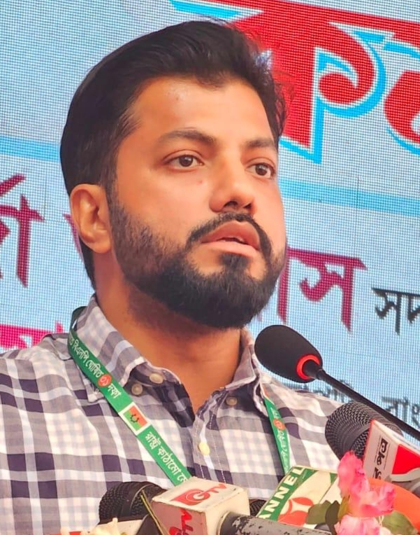 আওয়ামী লীগ রাজনীতি করার   অধিকার হারিয়েছে: ইশরাক
