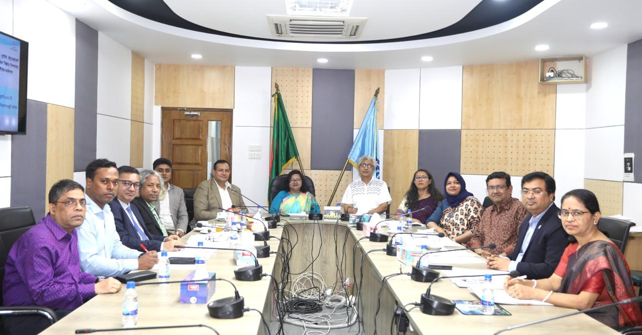 উচ্চশিক্ষা খাতে বাজেট বরাদ্দ ৪ শতাংশ করার দাবি ইউজিসির