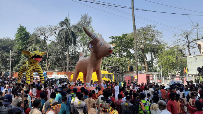 ঢাবিতে বাংলা নববর্ষ-১৪৩২ উদযাপন যেভাবে