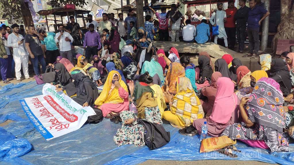 নিয়োগ বাতিলের প্রতিবাদে প্রাইমারি শিক্ষকদের মহাসমাবেশের ডাক