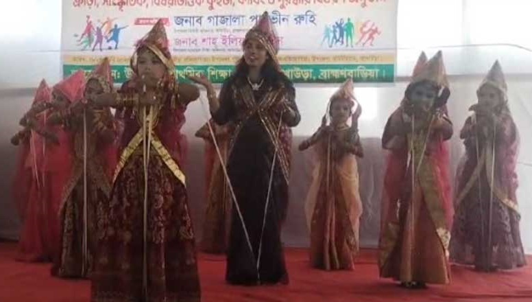 নাচের পুতুল ইউএনও