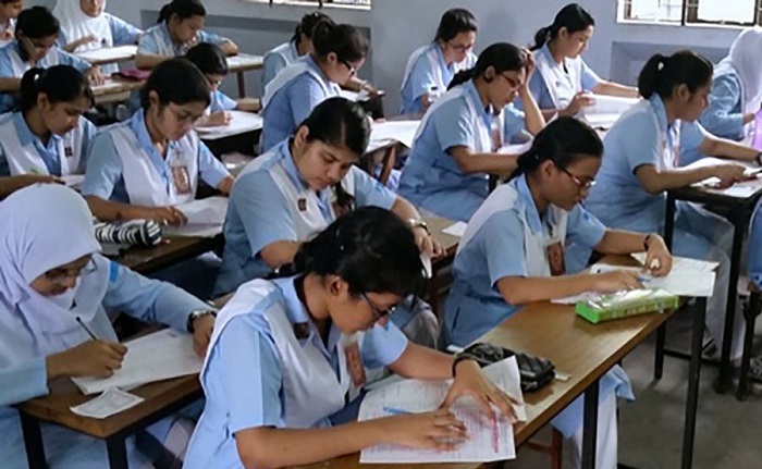 ২৪ জুলাইয়ের এইচএসসি ও সমমান পরীক্ষাও স্থগিত