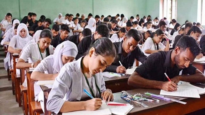 এইচএসসি : পরীক্ষায় বসছে সাড়ে ১২ লাখ শিক্ষার্থী