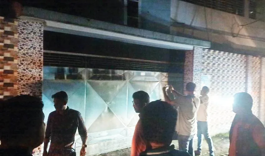 মাগুরায় সাকিব আল হাসানের বাড়িতে হামলা