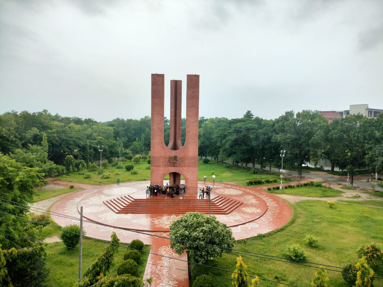 জাবিতে যানজটে ভর্তিচ্ছু অনেকের স্বপ্নভঙ্গ
