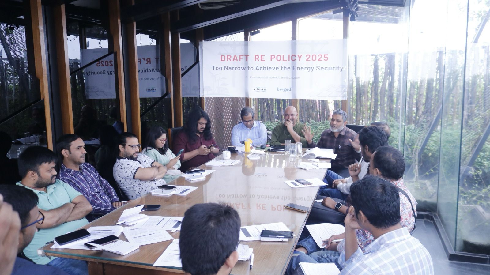 প্রস্তাবিত নবায়নযোগ্য জ্বালানি নীতি জীবাশ্ম জ্বালানি ব্যবসার স্বার্থ রক্ষা করবে